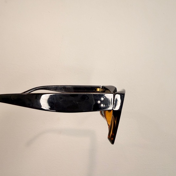 Tortoise Shell Square Sunglasses - Picture 2 of 3